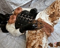 Scat Slut-Orgasma Celeste extreme scat play in white rubber catsuit and gas mask 10